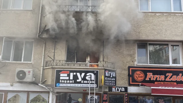 Bolu'da Apartman Yangınında Kriz Anları