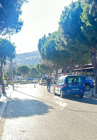 Bodrum'da Yol Verme Tartışması Kanlı Bitti 3 Yaralı Var