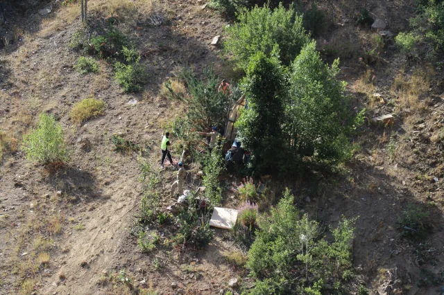 Sivas'ta Feci Kaza: Fındık İşçilerini Taşıyan Minibüs Uçuruma Yuvarlandı