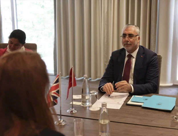 Vedat Işıkhan Güney Afrika'da Uluslararası İş Gücü Görüşmeleri Yaptı