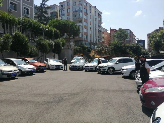 İstanbul'da Change Araçlara Yönelik Dev Operasyon: 19 Kişi Tutuklandı