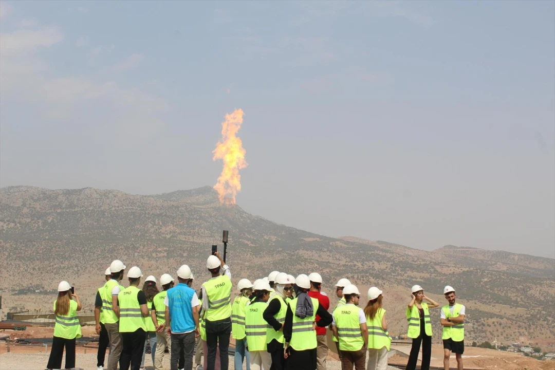 Gençler Enerji Geleceğini Keşfetmeye Hazırlanıyor