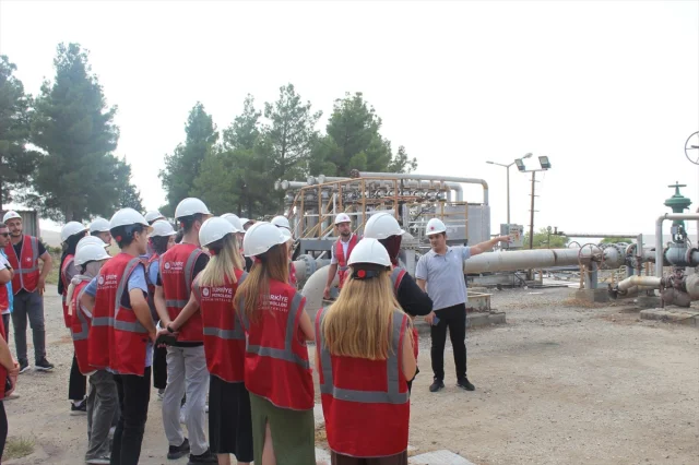 Gençler Enerji Geleceğini Keşfetmeye Hazırlanıyor