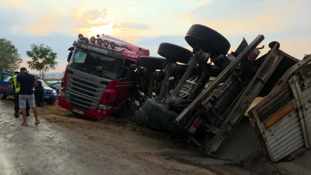 İnegöl'de Korkutan Tır Kazası: Detaylar ve Son Gelişmeler