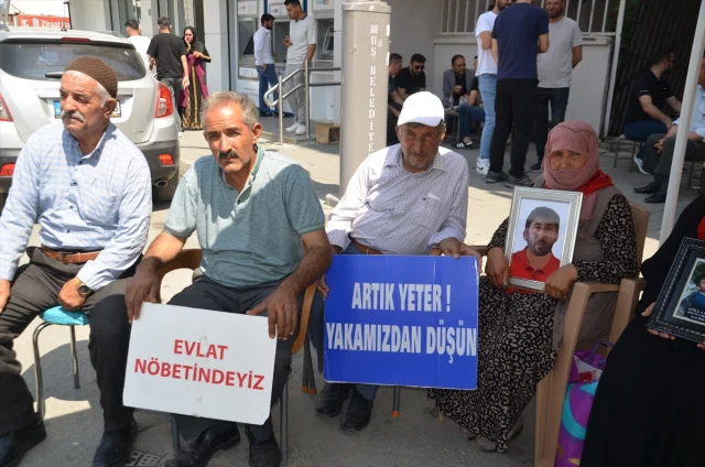 Muşlu Ailelerin Evlat Nöbeti Hüzünle Devam Ediyor