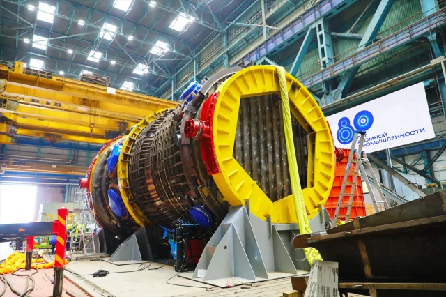 Rosatom'un İnovatif Enerji Hamlesi: BREST-OD-300 Reaktörü Üretildi