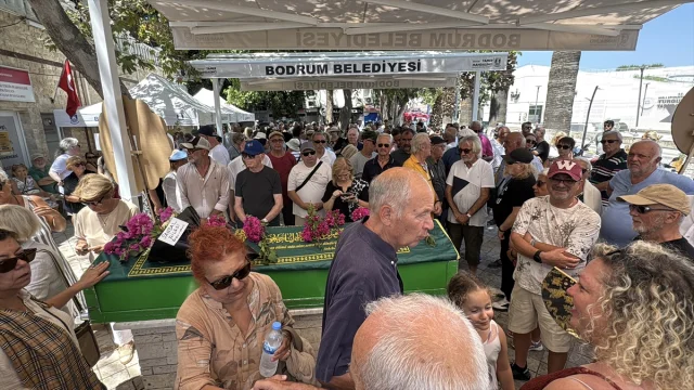 Ünlü Müzisyen Selçuk Alagöz Bodrum'da Son Yolculuğuna Uğurlandı