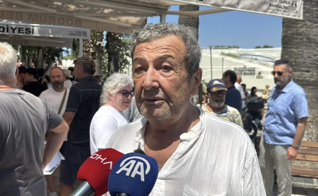 Ünlü Müzisyen Selçuk Alagöz Bodrum'da Son Yolculuğuna Uğurlandı