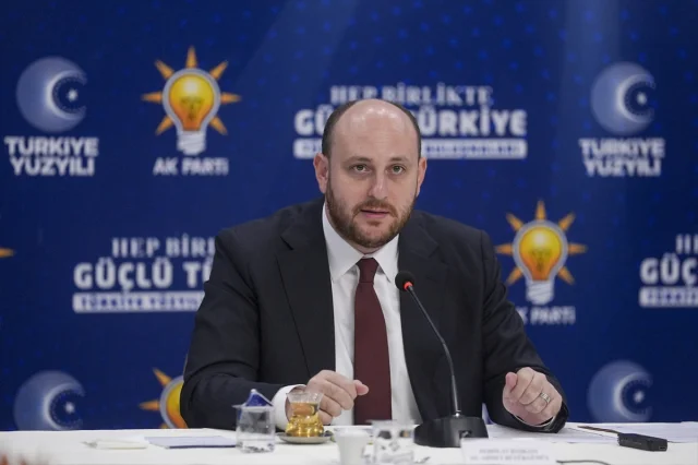 AK Parti'den 'Türkiye Yüzyılı' Betimlemeleri Başlıyor