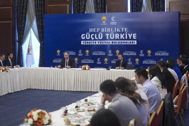 AK Parti'den 'Türkiye Yüzyılı' Betimlemeleri Başlıyor