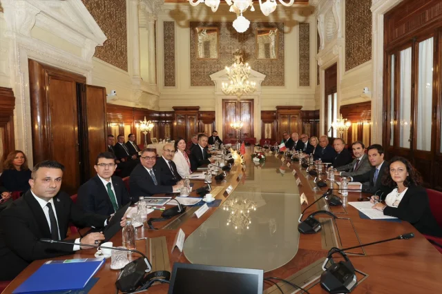 Bakan Yerlikaya ve Piantedosi Güvenlik İşbirliği İçin Roma'da Bir Araya Geldi