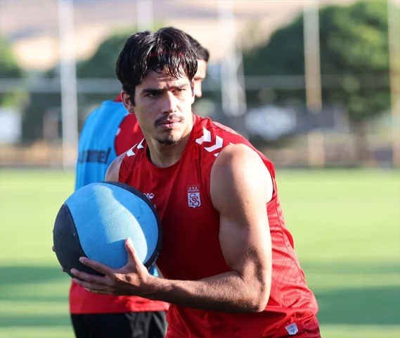 Sivasspor Erzurumspor Deplasmanında İlk Maçına Hazırlanıyor