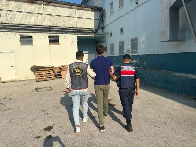 Kastamonu'da Aranan Hükümlü Jandarmanın Başarılı Operasyonuy...