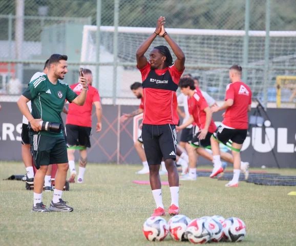 Gaziantep FK Kendi Sahasında Galatasaray'a Karşı Çıkış Arıyor