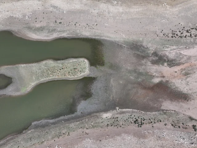 Edirne'de Kuraklık Kabusu: Gölette Su Seviyesi Kritik Düzeye Düştü