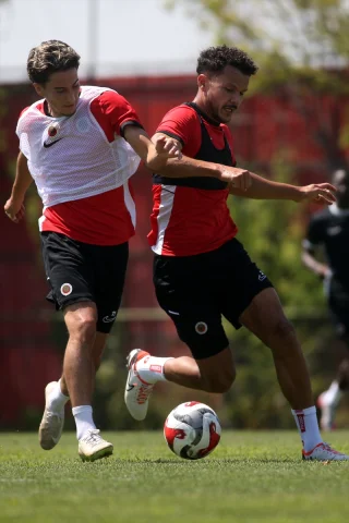 Gençlerbirliği Teknik Direktörü Eroğlu ile Sezona Hazırlanıy...