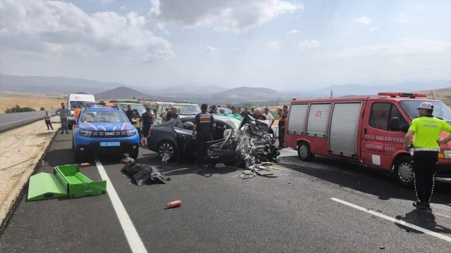 Tokat'ta Üzücü Kaza Can Aldı: 4 Ölü, 2 Yaralı