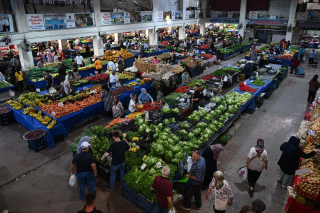 Semt Pazarlarında Kredi Kartı İle Alışveriş Dönemi Başlıyor