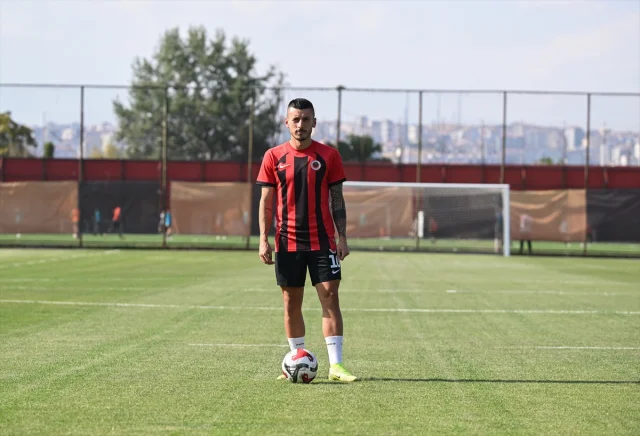 Metehan Mimaroğlu Gençlerbirliği'nin Gururu Oluyor