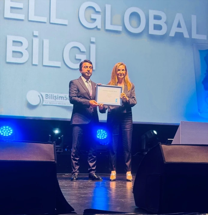 Turkcell Global Bilgi 'Bilişim 500' Araştırmasında Liderliğini Sürdürüyor
