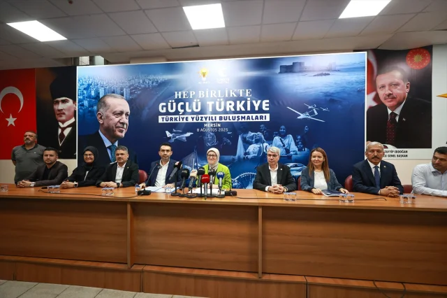 Belgin Uygur Mersin'de Türkiye Yüzyılı Vizyonunu Anlattı