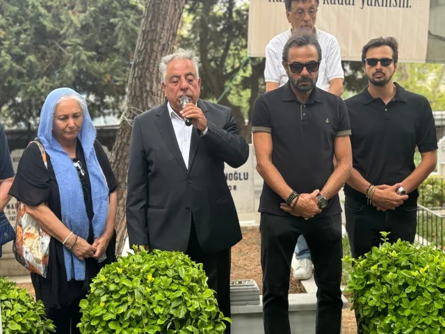 Çolpan İlhan'ın Doğum Gününde Derin Özlem