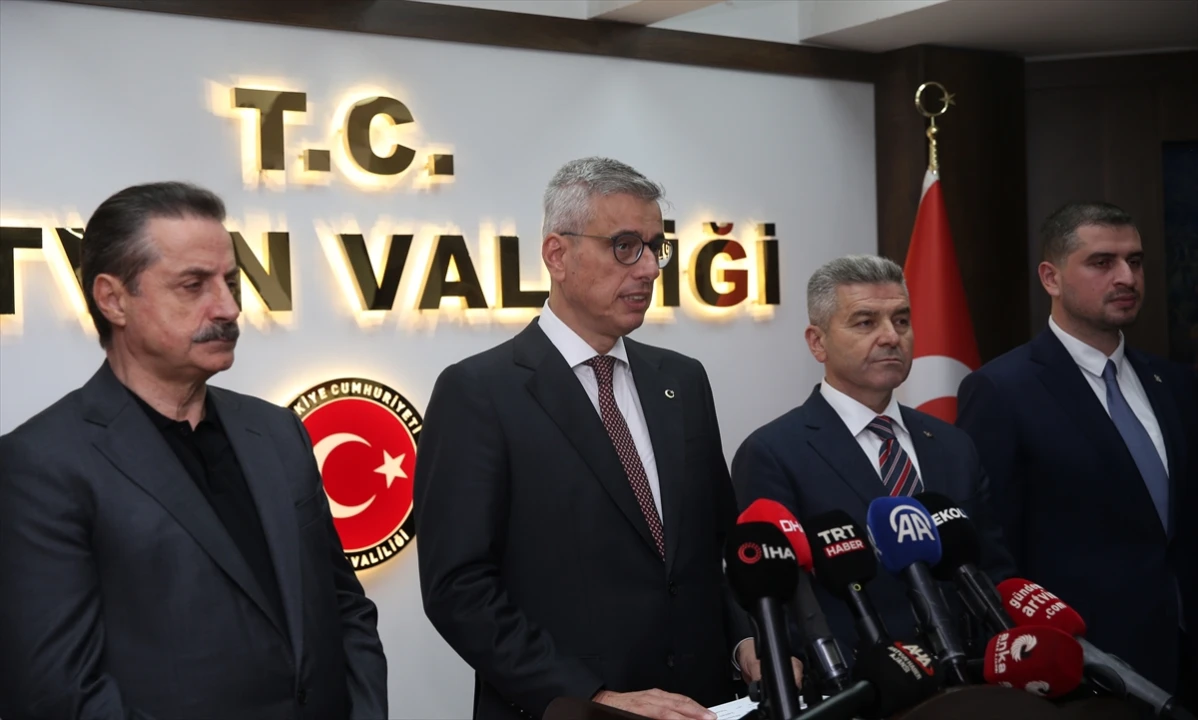 Sağlık Bakanı Memişoğlu'ndan Artvin'de Önemli Açıklamalar