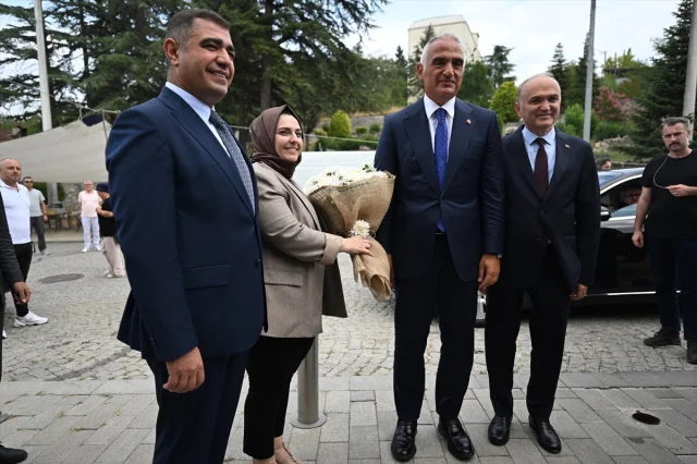 Kültür ve Turizm Bakanı Ersoy Düzce'de İncelemeler Yaptı