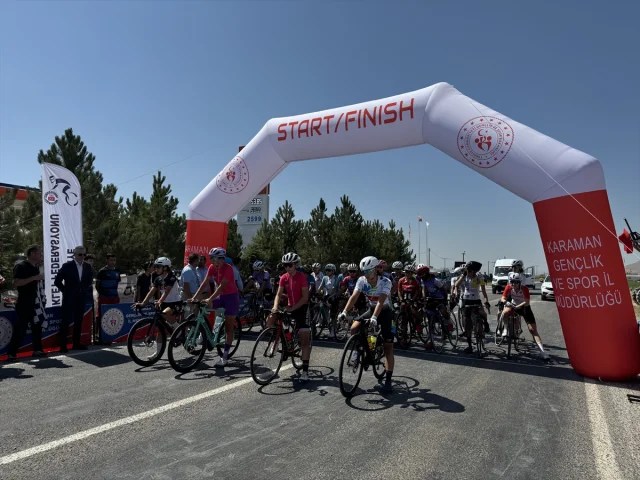 Karaman'da Türkiye Kupası Bisiklet Yarışları Coşkuyla Başlad...
