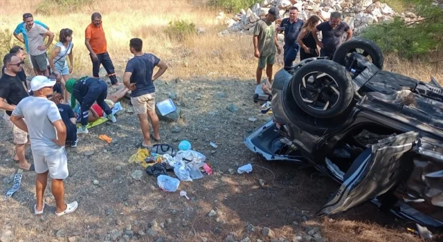Muğla'da Trafik Kazası Endişe Yarattı: 5 Kişi Yaralandı