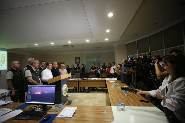 Çanakkale Yangınlarında Kritik Mücadele Sürüyor