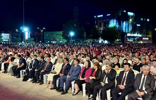 TRT Sanatçıları Kırşehir'de Büyüledi