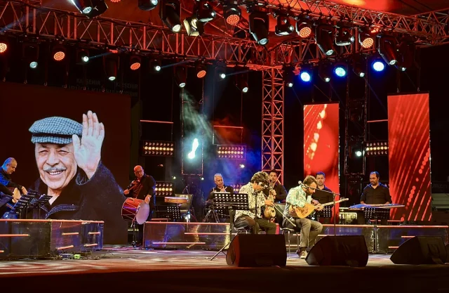 TRT Sanatçıları Kırşehir'de Büyüledi