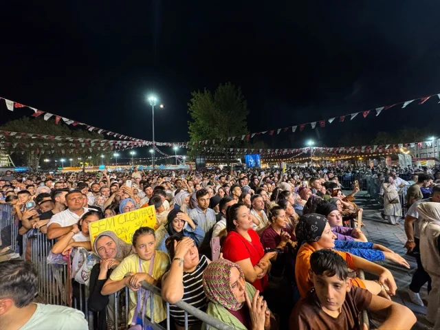 Murat Kekilli Kahramanmaraş'ta Unutulmaz Bir Gece Yaşattı
