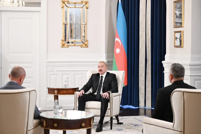 Azerbaycan ve Ermenistan Beyaz Saray'da Barış Yolunda