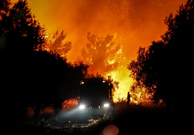 Çanakkale'de Yangın: Tarihin Küle Dönüşü ve Bir Ailenin Miras Kaybı