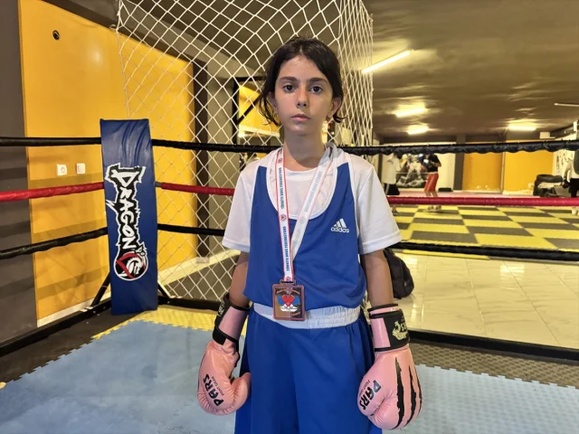 Genç Sporcu Eylül Gürgen Boks Ringlerinde Parlıyor