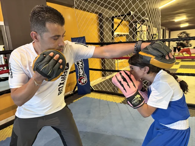 Genç Sporcu Eylül Gürgen Boks Ringlerinde Parlıyor