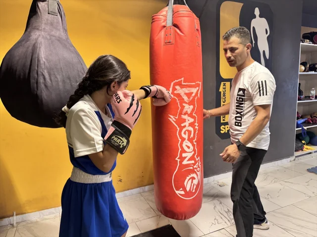 Genç Sporcu Eylül Gürgen Boks Ringlerinde Parlıyor
