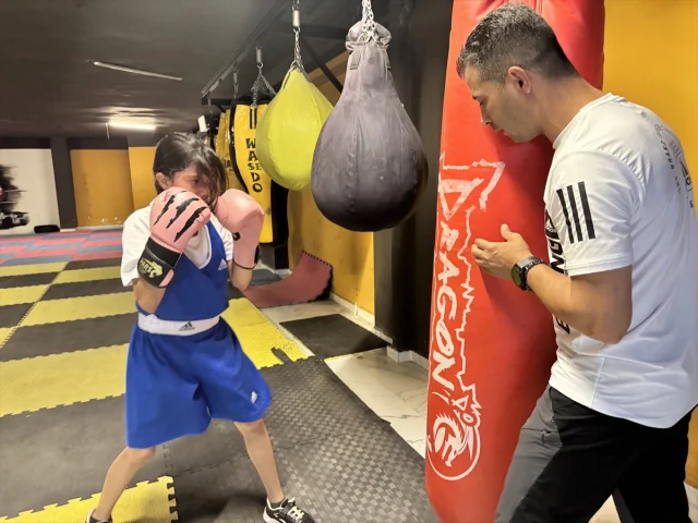 Genç Sporcu Eylül Gürgen Boks Ringlerinde Parlıyor