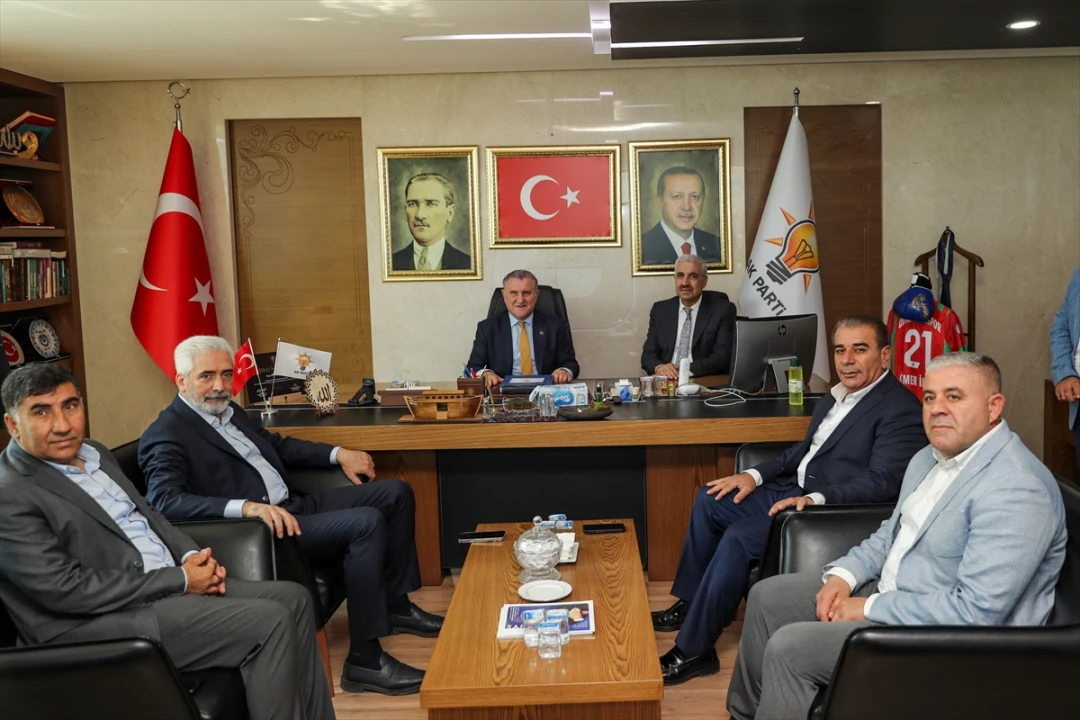 Gençlik ve Spor Bakanı Osman Aşkın Bak'ın Diyarbakır Mesajları