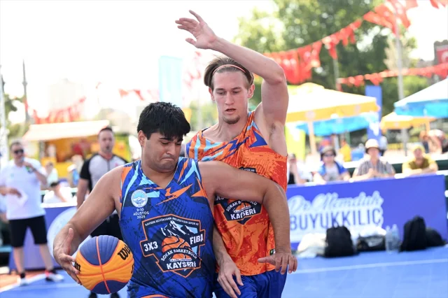 Kayseri'de Heyecan Başladı FIBA 3x3 Lite Quest Turnuvası Nefes Kesti