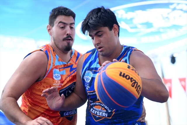 Kayseri'de Heyecan Başladı FIBA 3x3 Lite Quest Turnuvası Nefes Kesti