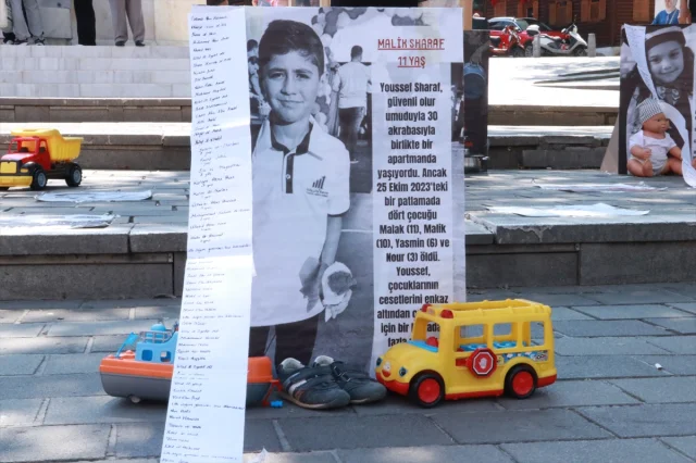 Bursa'da İmam Hatip Öğrencileri Gazze İçin Sessiz Etkinlik Düzenledi