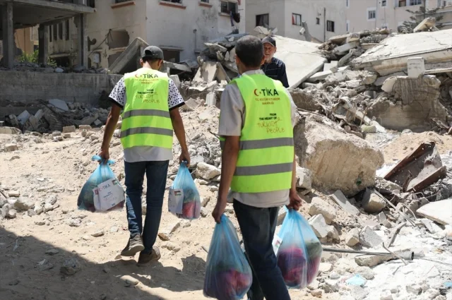 TİKA Filistin'de Umuda Köprü Oluyor: Gazze'ye Gıda Desteği