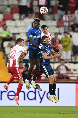 Süper Lig Heyecanı Antalyaspor-Kasımpaşa Maçıyla Başladı