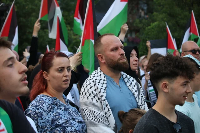 Priştine'de Filistin İçin Anlamlı Destek Gösterisi
