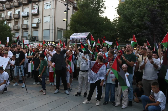 Priştine'de Filistin İçin Anlamlı Destek Gösterisi