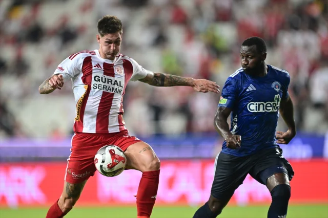 Antalyaspor'un Sezon Açılışında Kasımpaşa Karşısındaki Zaferi
