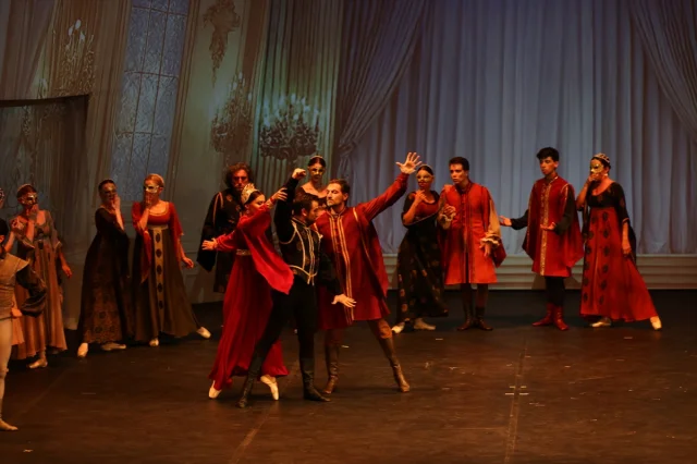 Bodrum Bale Festivali Romeo ve Juliet ile İzleyicileri Büyülüyor